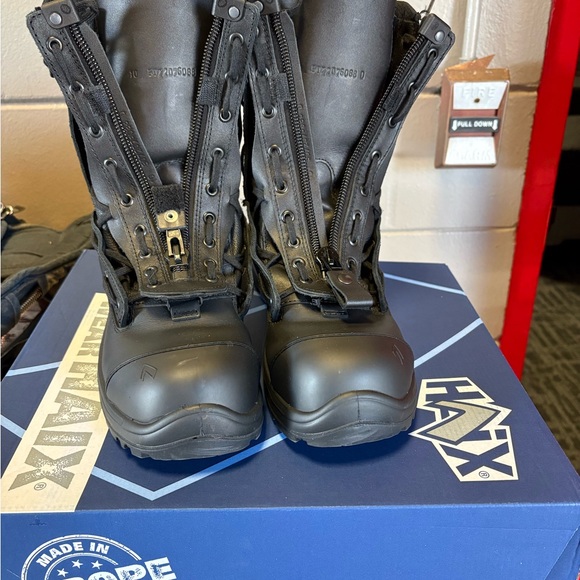 Airpower XR1 Pro Black Men's Boots - Picture 4 of 8